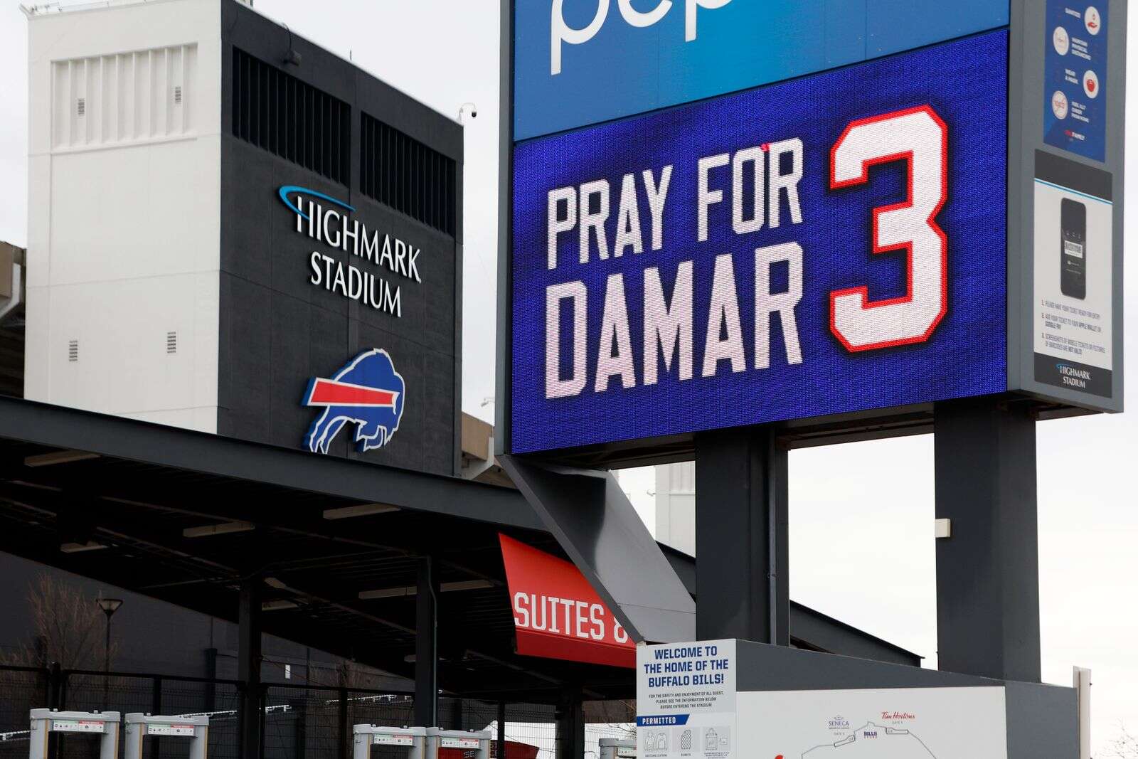 Damar Hamlin showing 'remarkable improvement,' Buffalo Bills say