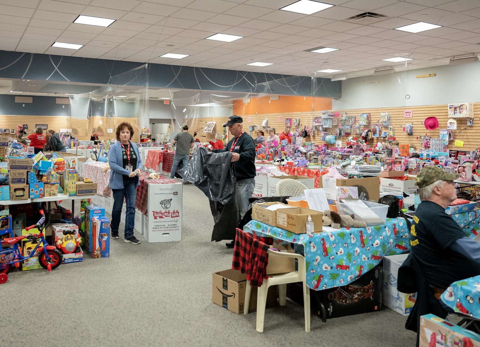 Toys For Tots Distributes To
