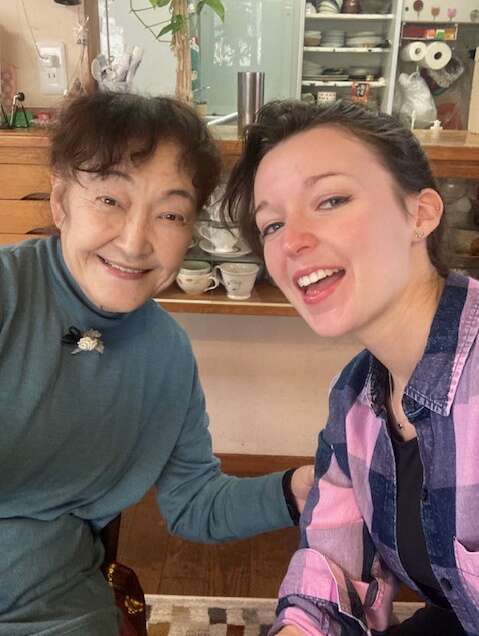 Jessica McNulty with her Japanese host mother, Keiko Ishiguro