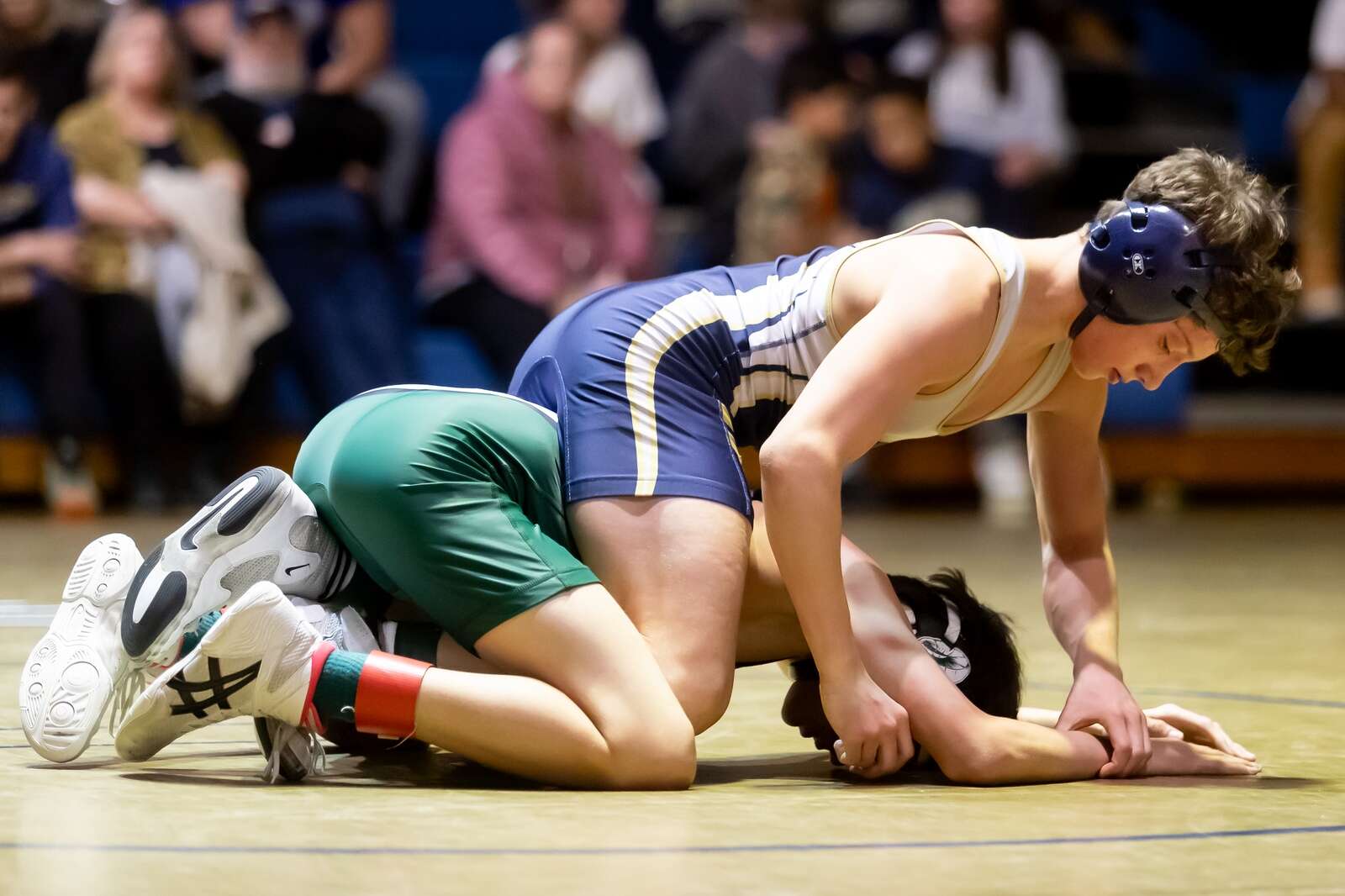 Butler’s Nick Savannah gains control over Pine-Richland’s Aiden Rohaly