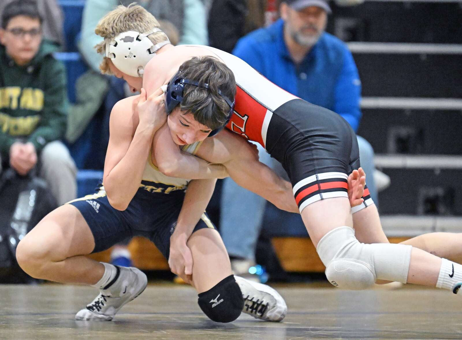 Butler Nick Savannah  looks for a reversal against  North Hills Brady Rohaly
